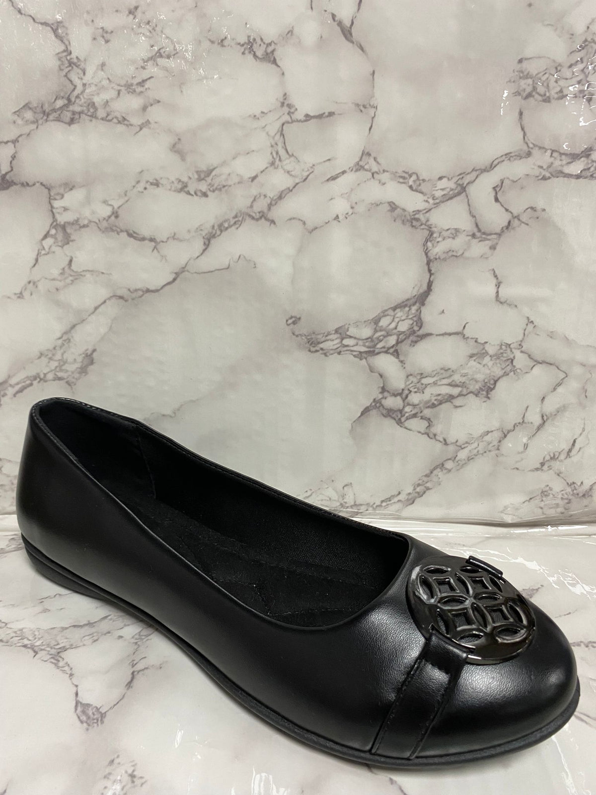 Forever Flats w/ pendant Black